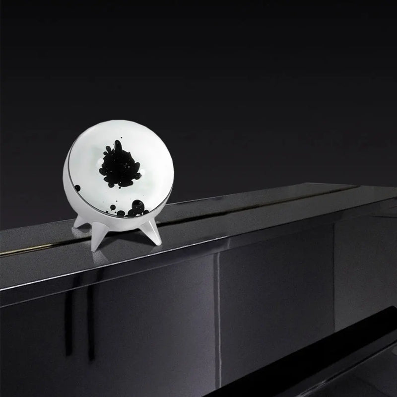 Magnetic Liquid Desktop Lamp